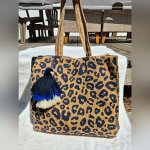 AMERICA & BEYOND ANIMAL PRINT JUTE  LG TOTE BAG PURSE WITH TASSELS